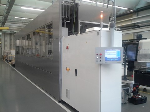 Ligne de nettoyage ultrasons - usine Trumpf