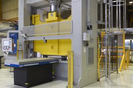 Presse de formage automatisée par Bosch Rexroth