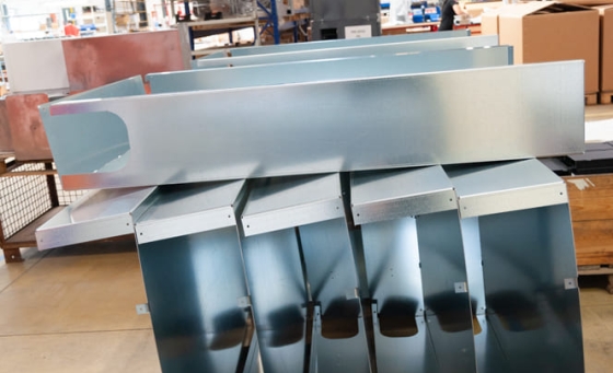 Stival - Tôlerie industrielle sur-mesure - poinçonnage